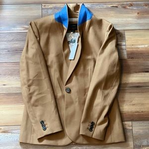 Tan blazer (collar is blue underneath when popped up). Size Small